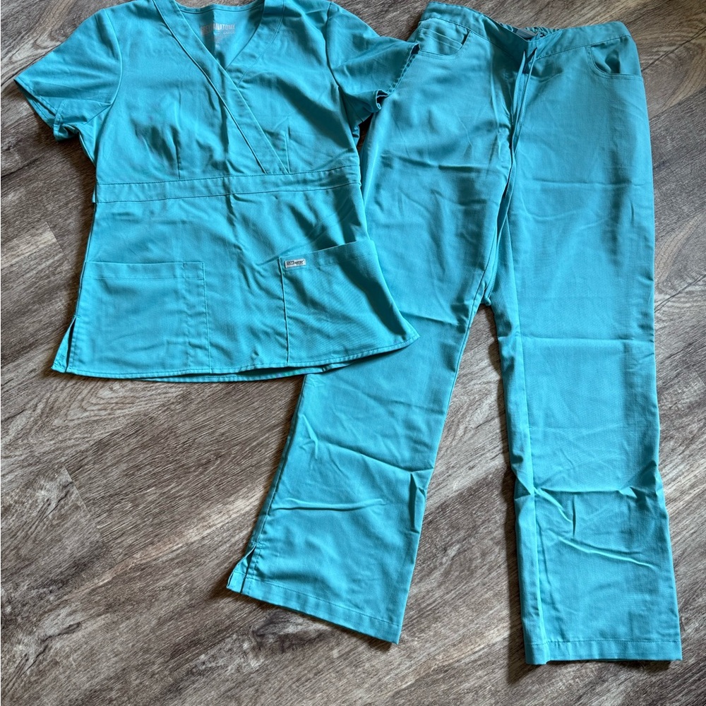 Grey's Anatomy Turquoise Scrub set